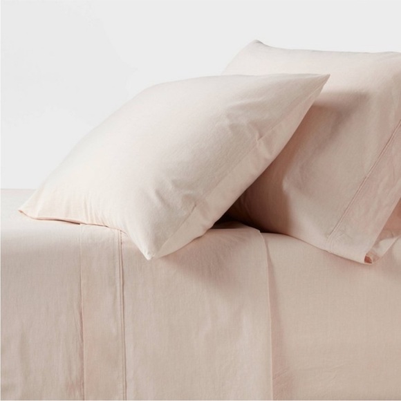 Threshold Other - King 250 Thread Count Organic Percale
Sheet Set Peach Chambray - Threshold